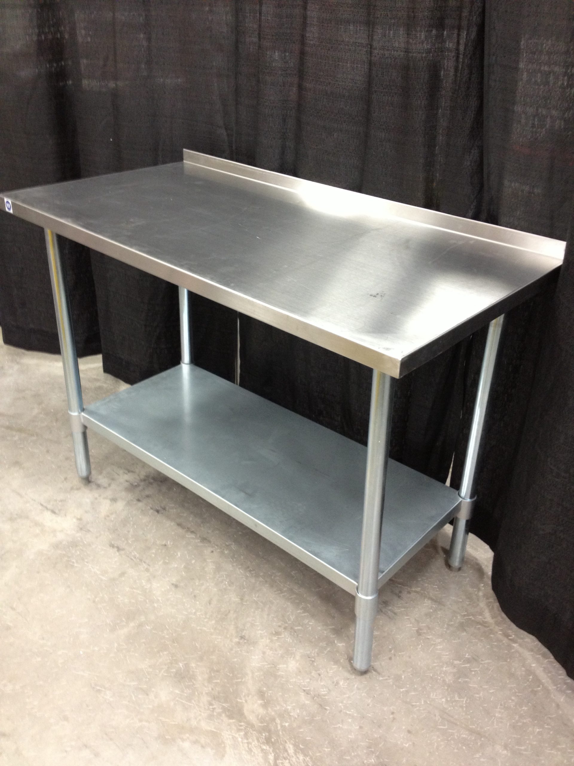 STAINLESS STEEL WORK TABLE WITH UNDERSHELF 30X60” WITH BACKSPLASH – DB Stainless Steel Work Table With Undershelf